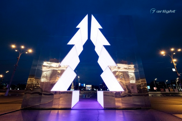 Новогодняя световая инсталяция