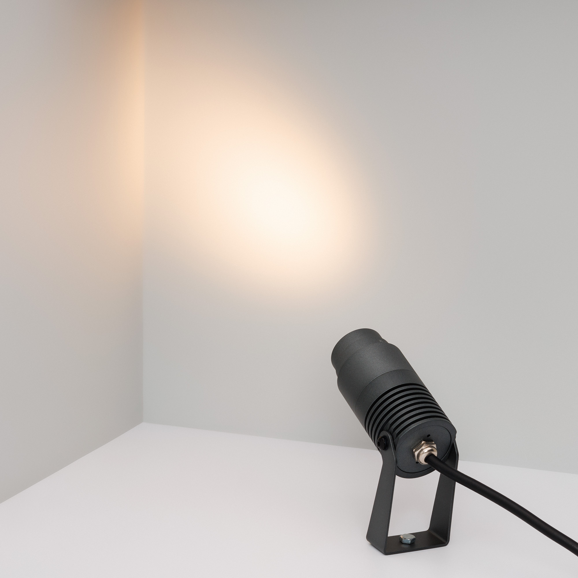 028076(1)-23_051802(1) 2700.jpg